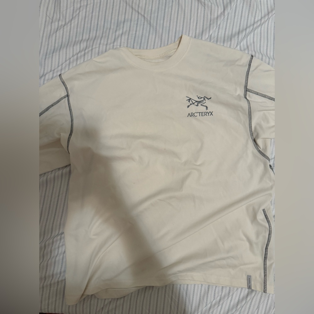 Arcteryx shirt white